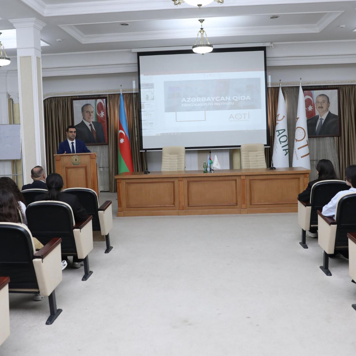 “Qida Təhlükəsizliyi Könüllüləri” təşəbbüs qrupunun yeni üzvləri ilə görüş keçirilib