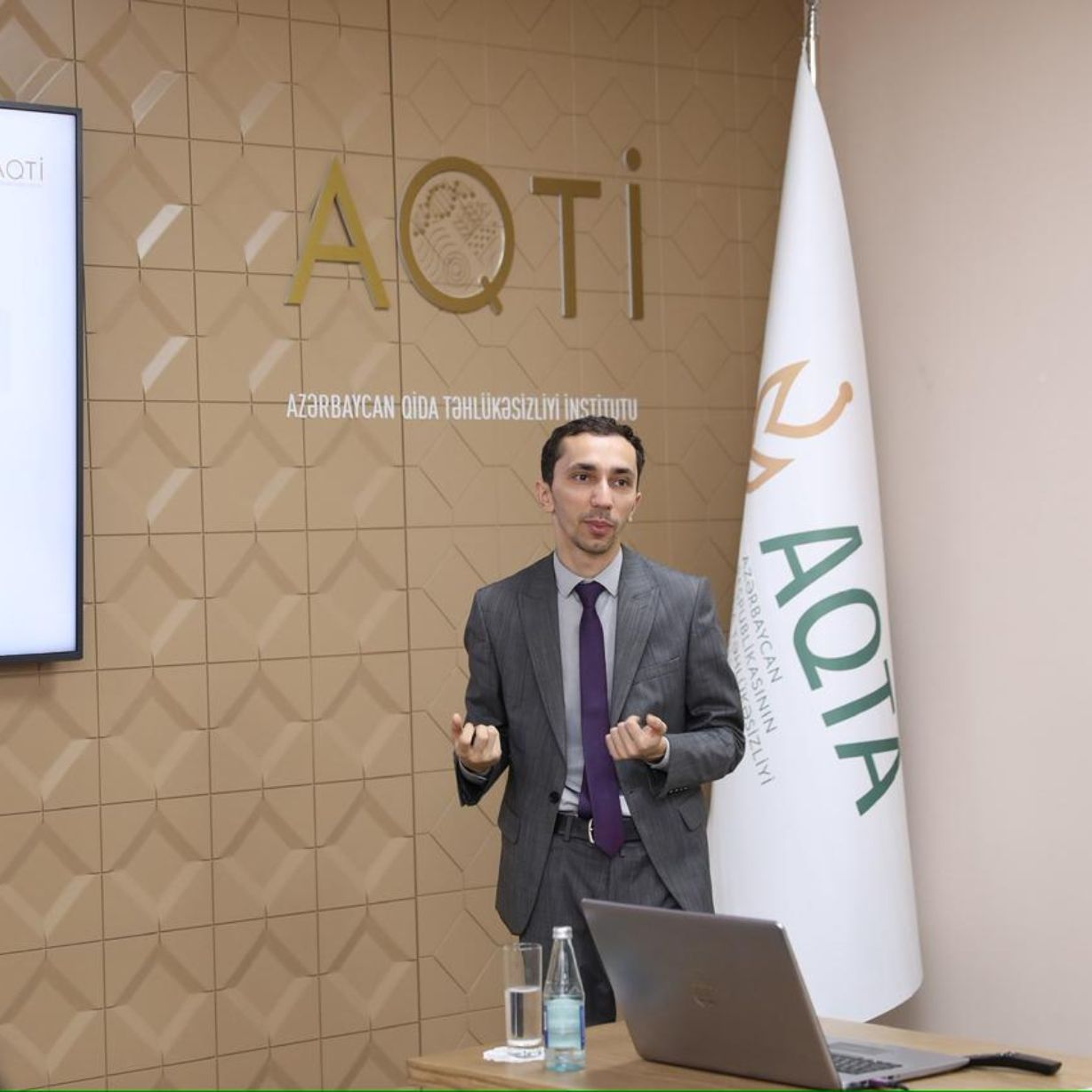 AQTİ qida təhlükəsizliyinin təmin olunması üçün maarifləndirici tədbirləri davam etdirir