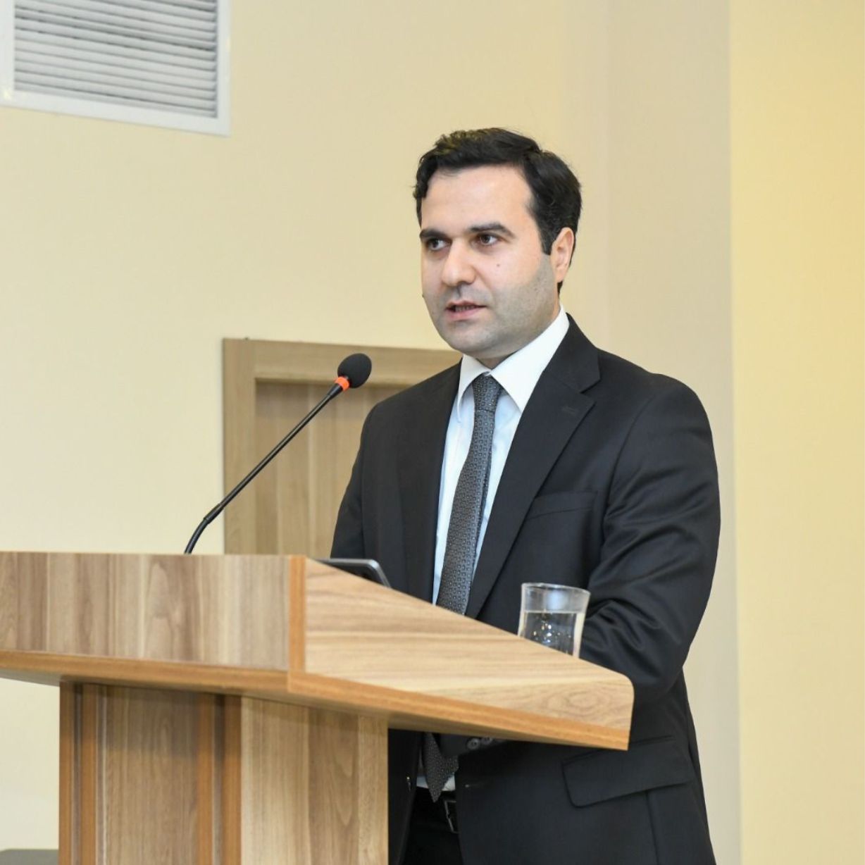 “Qida təhlükəsizliyi: Beynəlxalq perspektivdən baxış” mövzusunda tədbir keçirilib