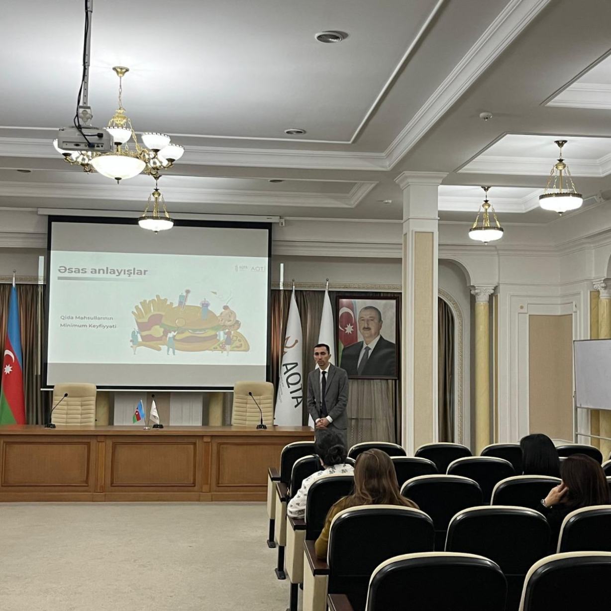 Sahibkarlar qida təhlükəsizliyi ilə bağlı məlumatlandırılıb