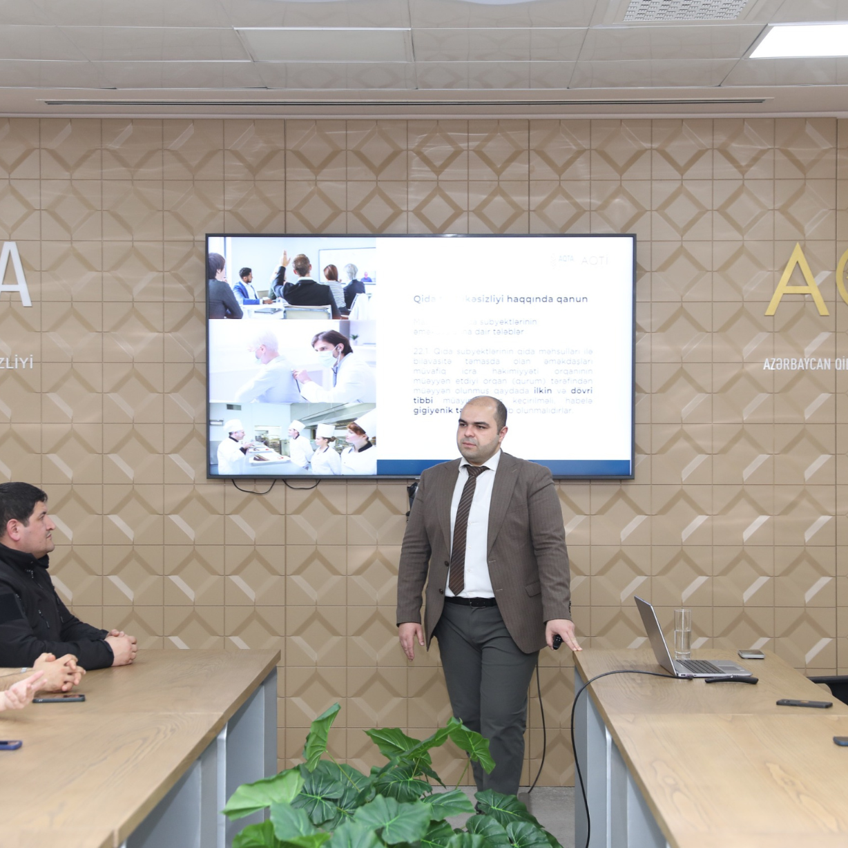 Qida istehsalı zamanı şəxsi gigiyena qaydalarına dair təlim keçirilib