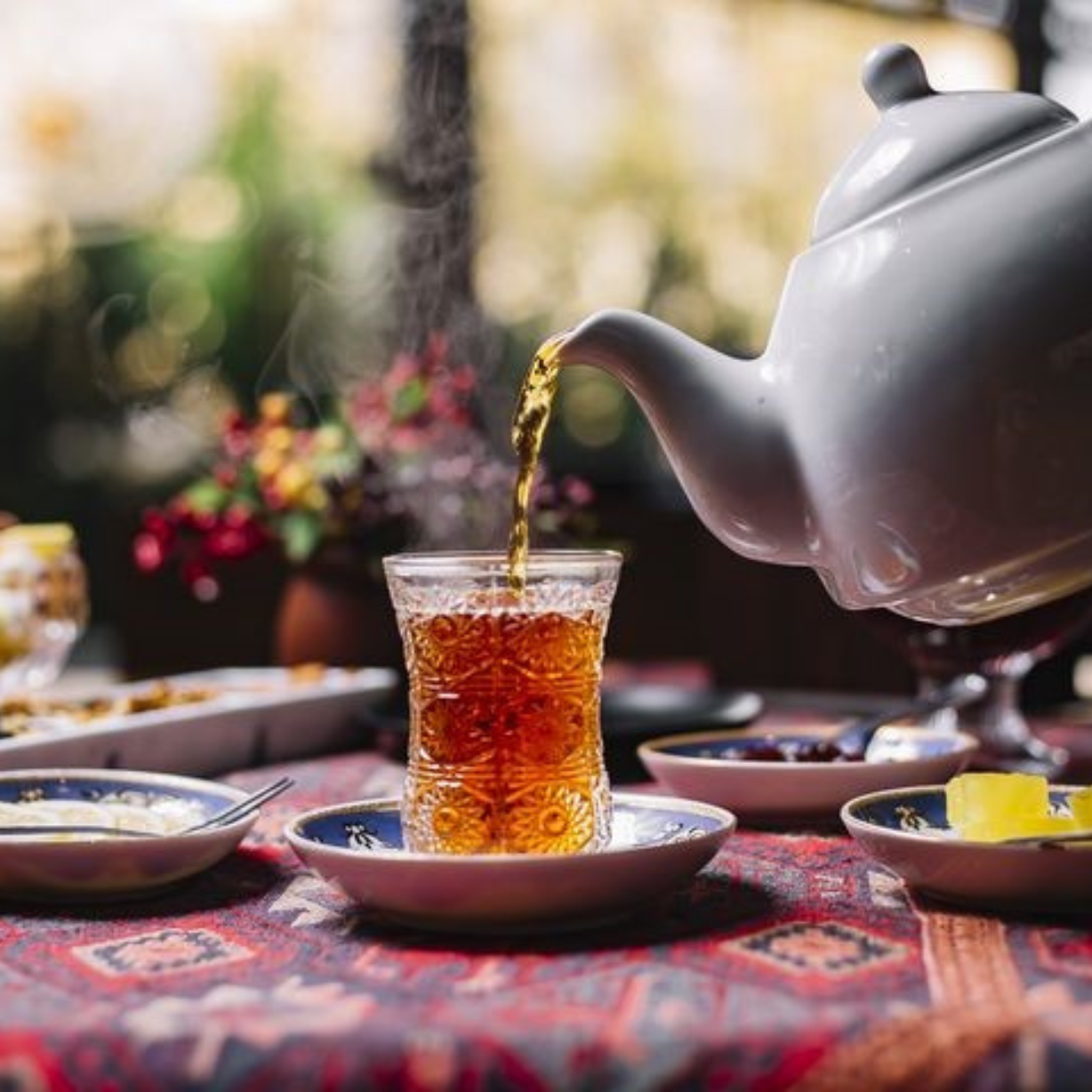 Yeməkdən sonra çay içmək doğrudanmı faydalıdır?