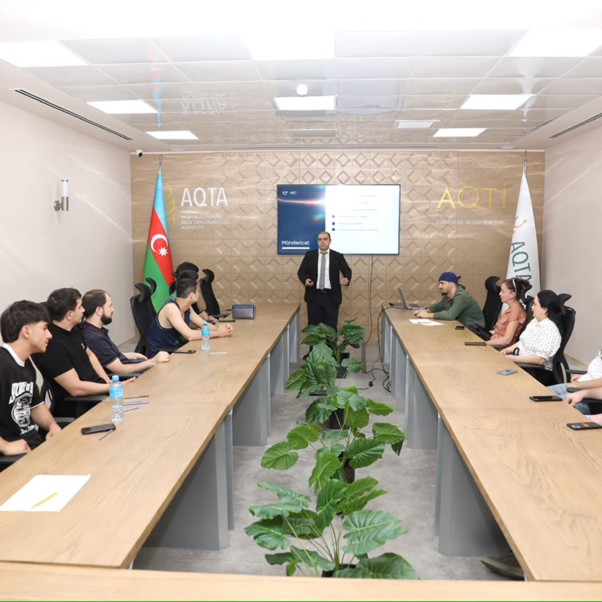 Qida ilə təmasda olan mütəxəssislərin gigiyena sahəsində bilikləri gücləndirilir