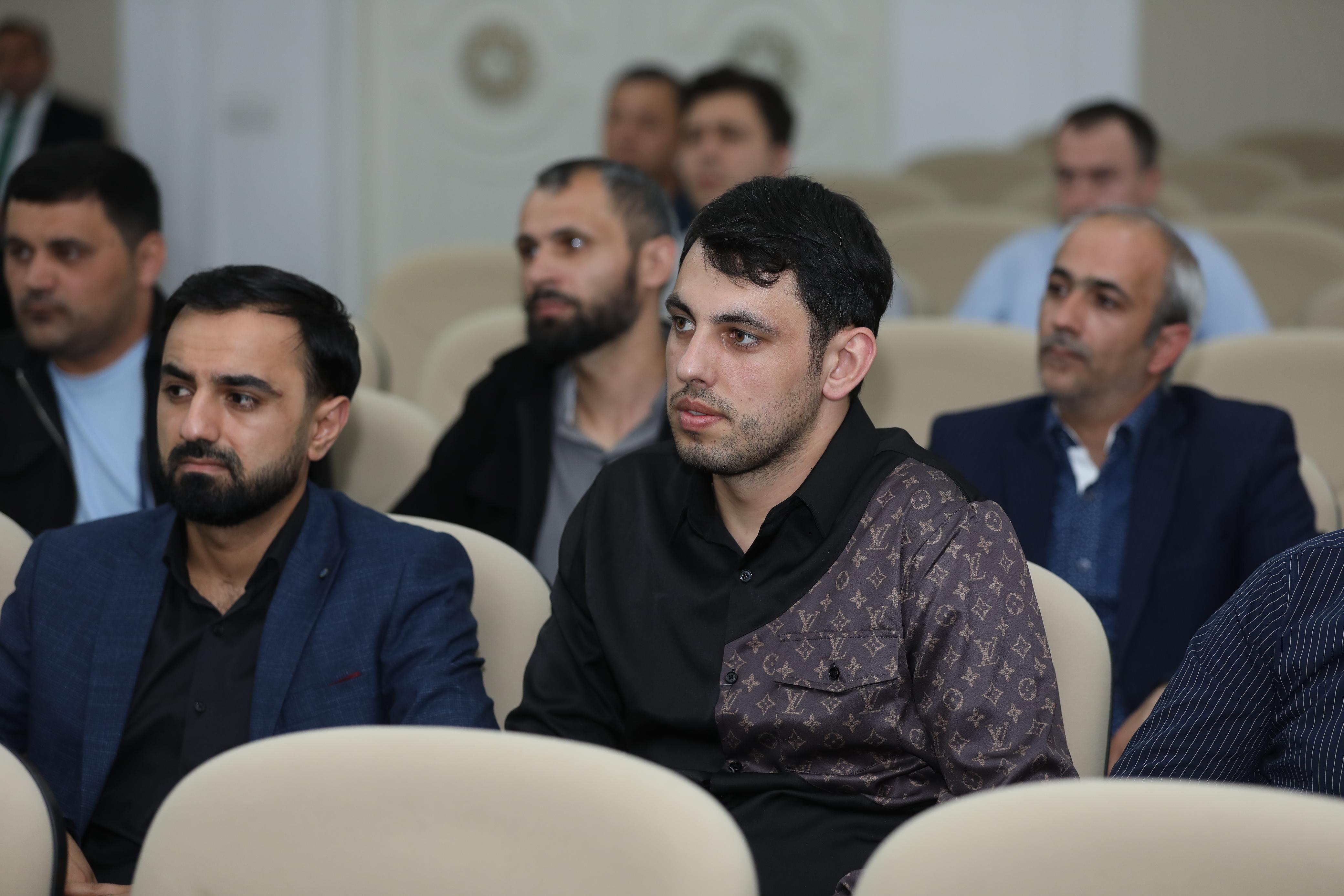 AQTİ-də dönərin emalı aparılan obyektlərin əməkdaşları üçün təlim keçirilib