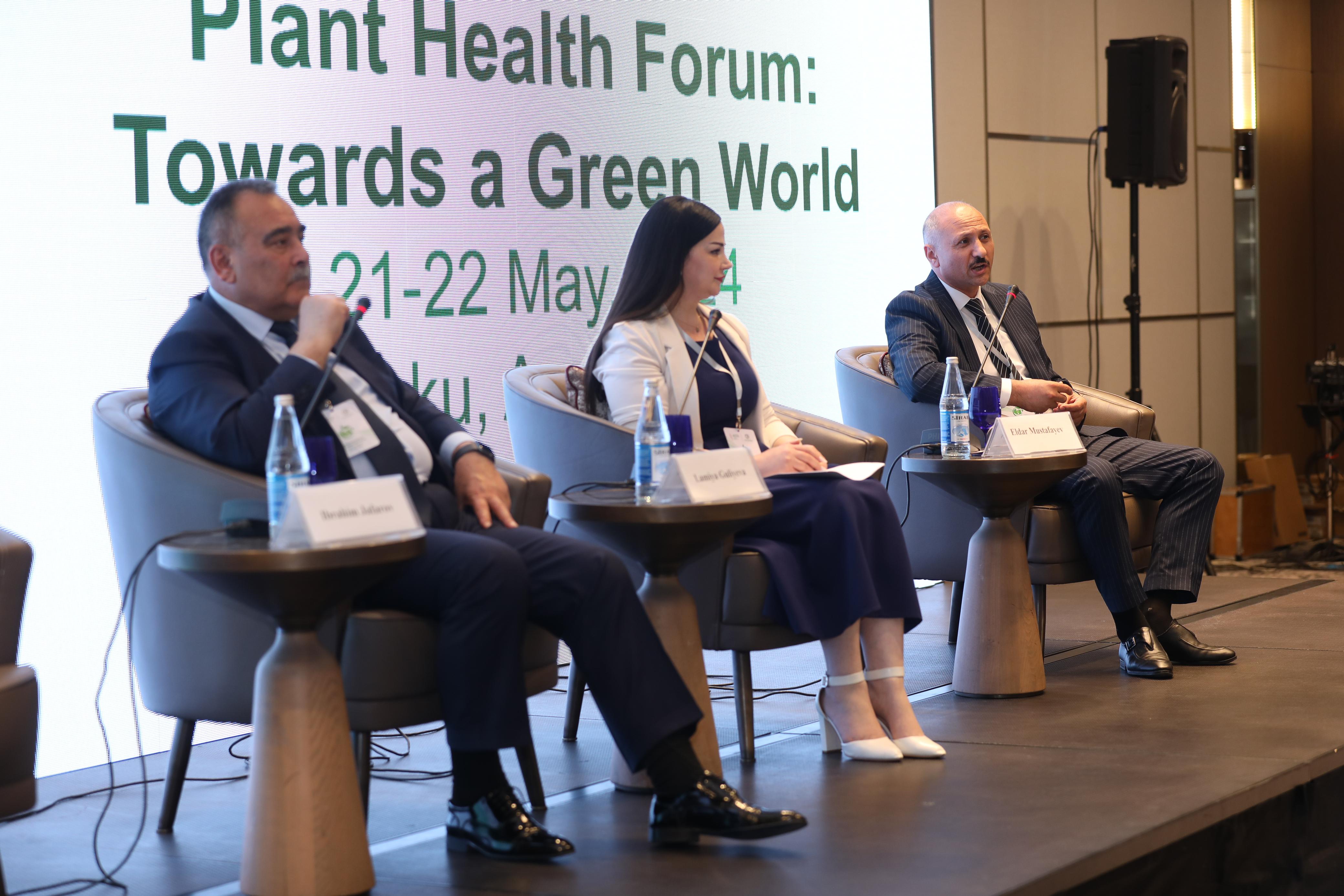 AQTİ-nin şöbə müdiri Bitki Sağlamlığı Formunda çıxış edib