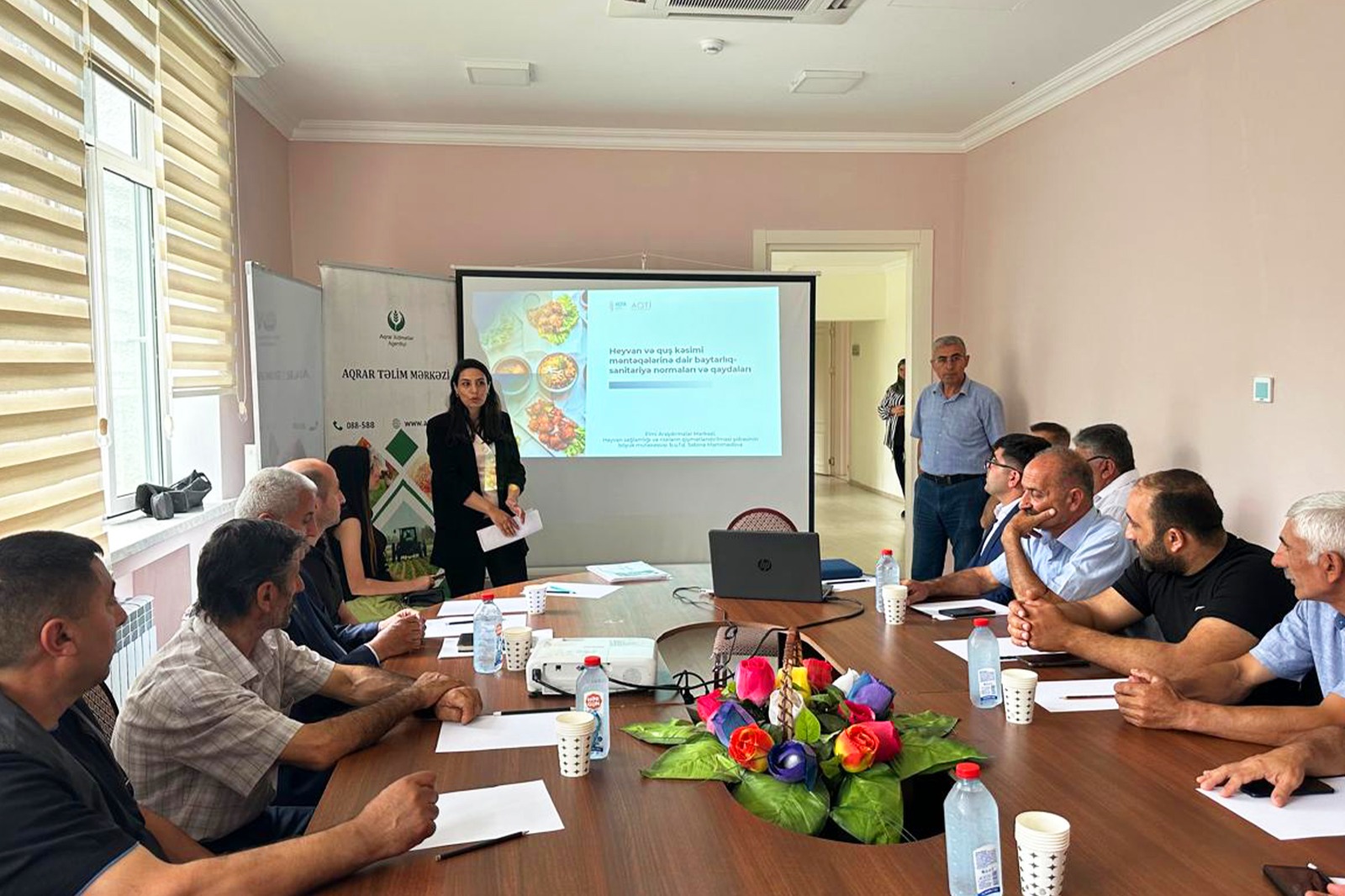 Gəncədə sahibkarlar üçün təlim keçirilib