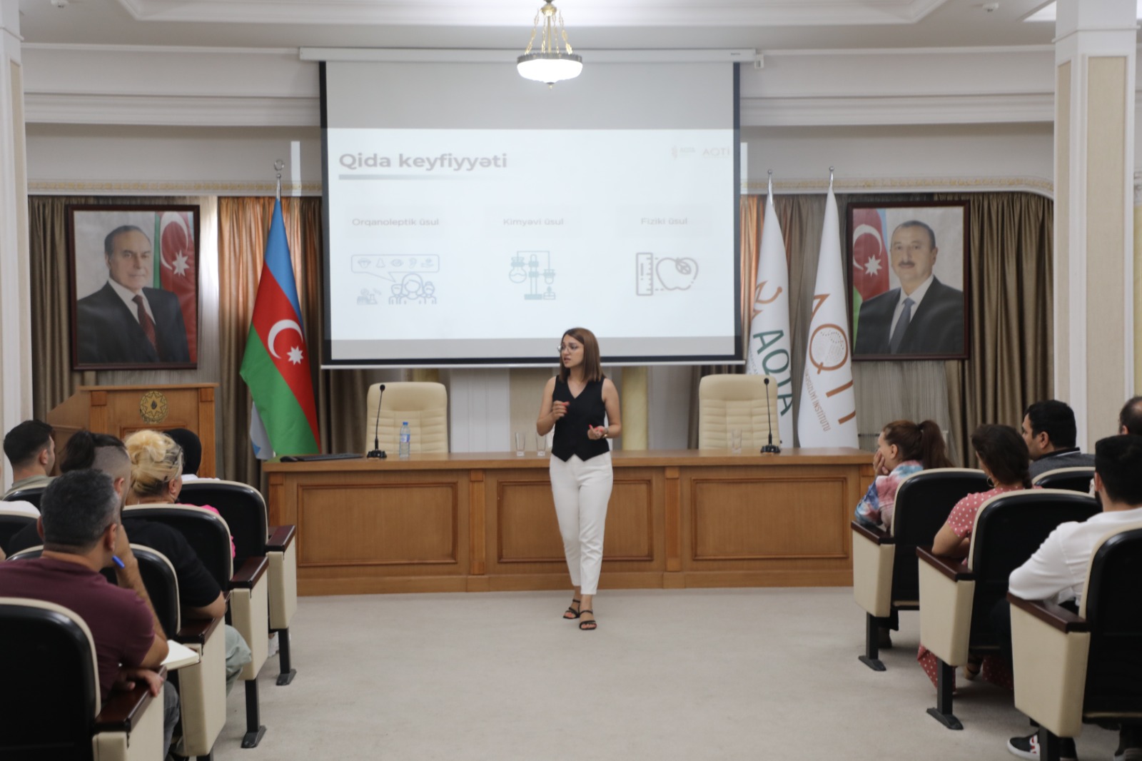 Qida sahəsində gigiyena tələblərinə dair təlim keçirilib